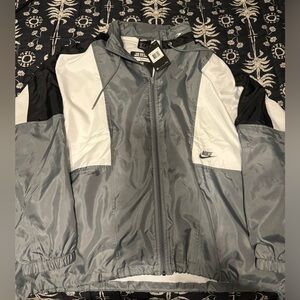 Nike Windbreaker Grey, Black, and White